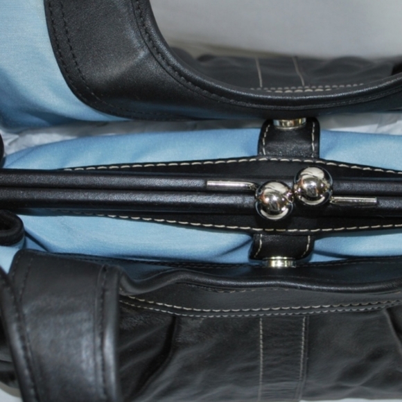 Authentic coach black bag - Picture 4 of 5